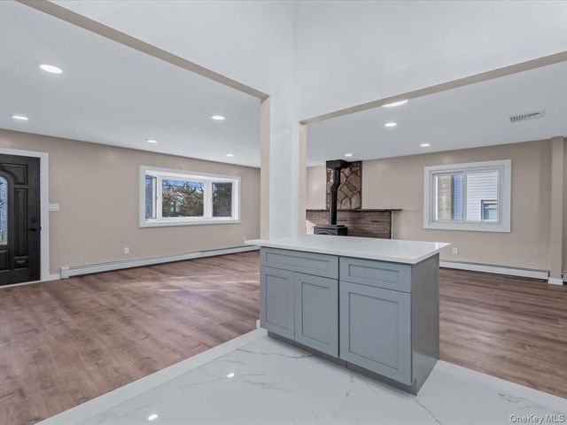 1367 Pine Acres Boulevard, Bay Shore, NY 11706