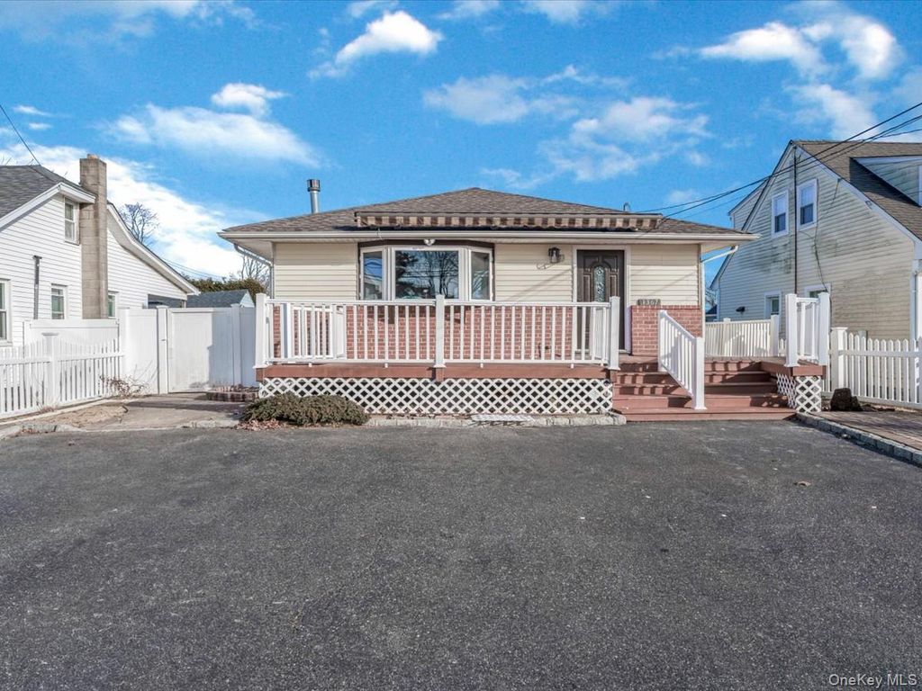 1367 Pine Acres Boulevard, Bay Shore, NY 11706