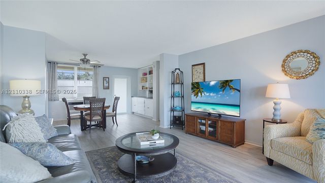 401 N Riverside Dr 105, Pompano Beach, FL 33062