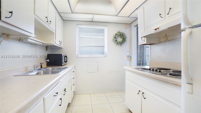 401 N Riverside Dr 105, Pompano Beach, FL 33062
