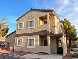 5250 South Rainbow Boulevard 1076, Las Vegas, NV 89118