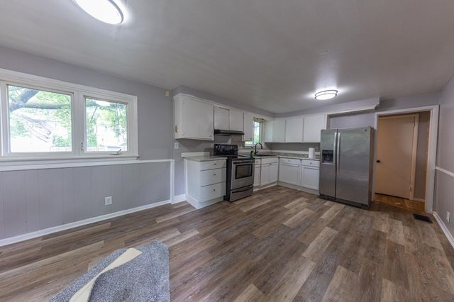 955 Wilson Avenue, Saint Paul, MN 55106