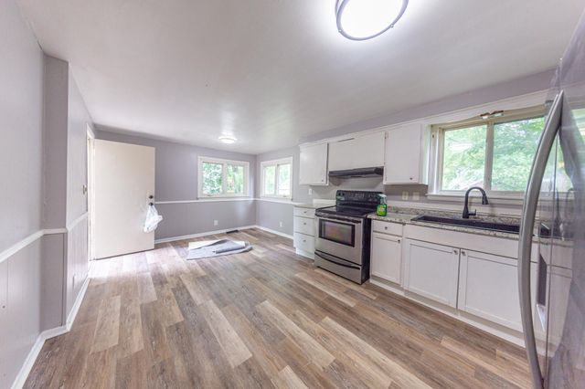 955 Wilson Avenue, Saint Paul, MN 55106