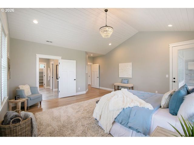 302 WATERS Rd, Castle Rock, WA 98611