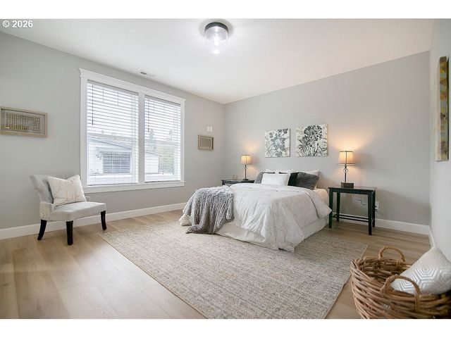 302 WATERS Rd, Castle Rock, WA 98611