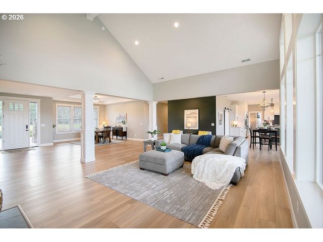 302 WATERS Rd, Castle Rock, WA 98611