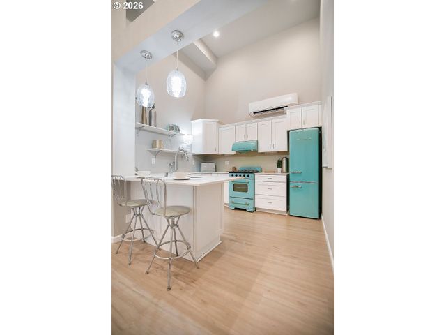 302 WATERS Rd, Castle Rock, WA 98611