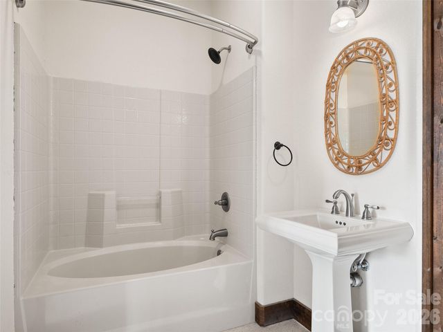 173 Heavenview Point, Maggie Valley, NC 28751