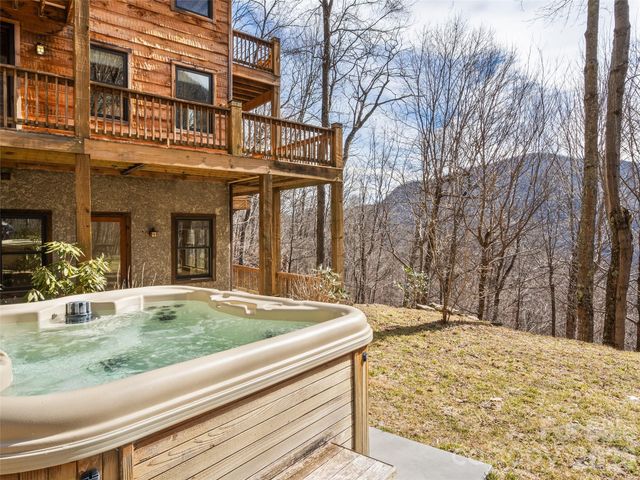 173 Heavenview Point, Maggie Valley, NC 28751