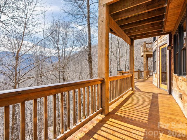 173 Heavenview Point, Maggie Valley, NC 28751