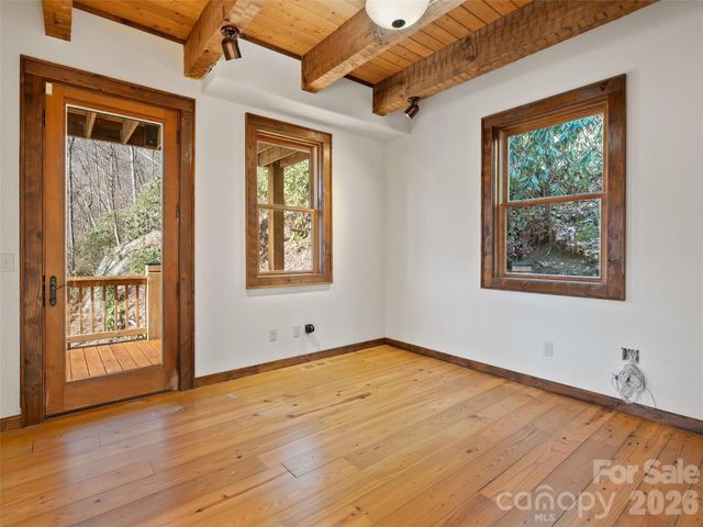 173 Heavenview Point, Maggie Valley, NC 28751