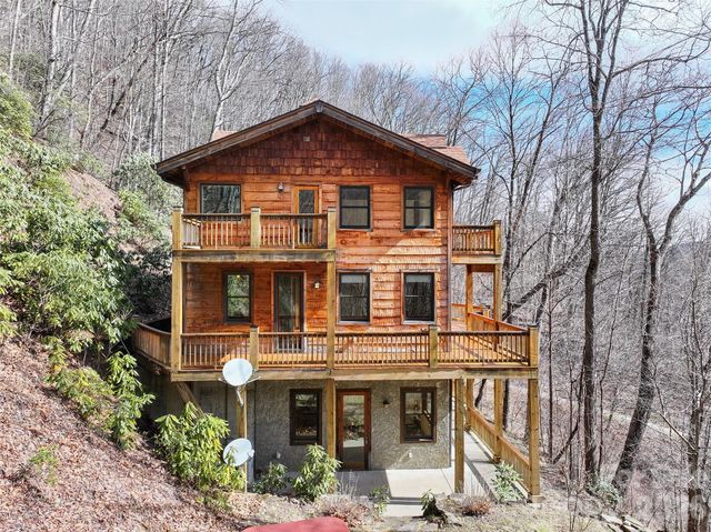173 Heavenview Point, Maggie Valley, NC 28751
