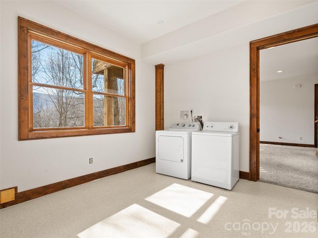 173 Heavenview Point, Maggie Valley, NC 28751