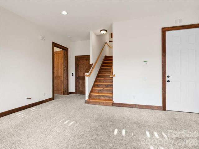 173 Heavenview Point, Maggie Valley, NC 28751