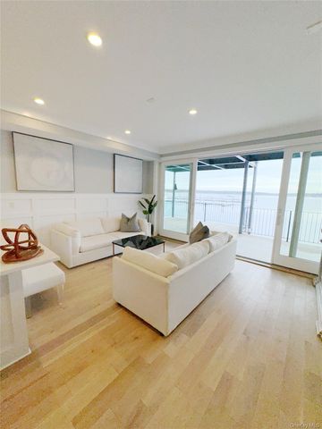 59 Orchard Beach Boulevard B, Port Washington, NY 11050