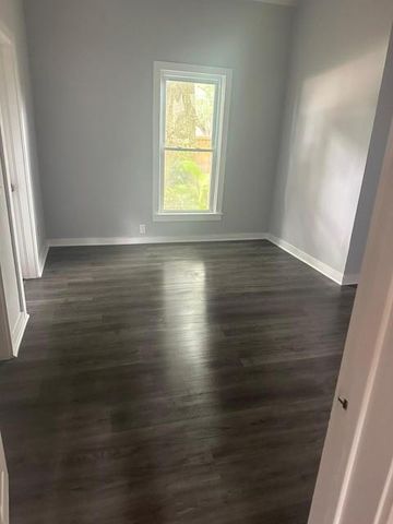 1120 W Robinson Street, Alvin, TX 77511