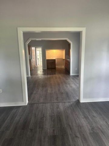 1120 W Robinson Street, Alvin, TX 77511