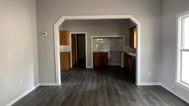 1120 W Robinson Street, Alvin, TX 77511