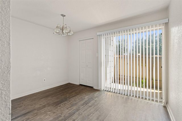 8100 Creekbend Drive 131, Houston, TX 77071