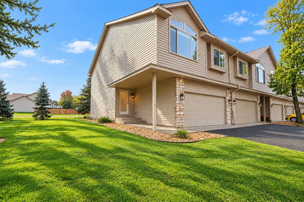 1120 Bristol Lane, Farmington, MN 55024 — exterior
