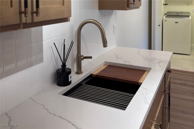 9821 Sunrise Boulevard o1, North Royalton, OH 44133