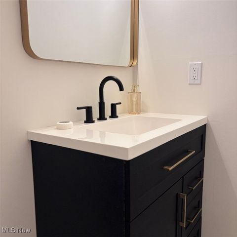 9821 Sunrise Boulevard o1, North Royalton, OH 44133