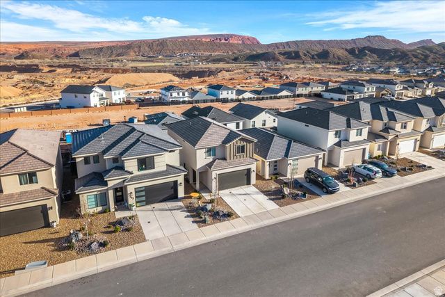 359 S DEEP CREEK DR, Washington, UT 84780