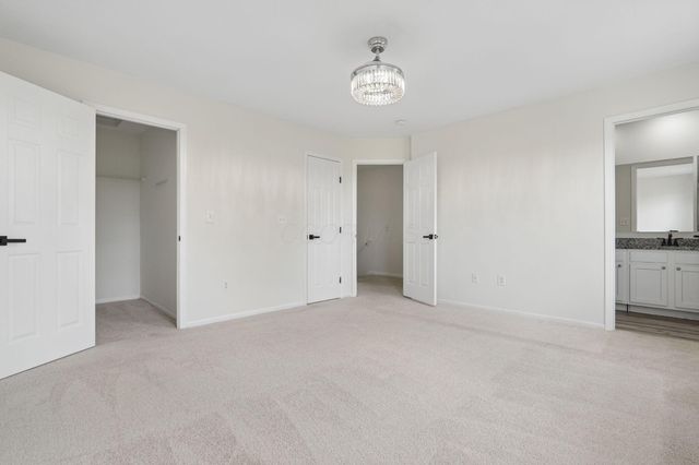 1079 Shady Lake Drive, Columbus, OH 43228
