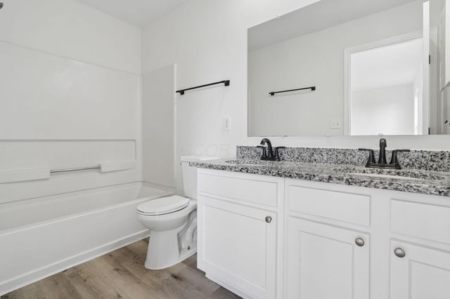 1079 Shady Lake Drive, Columbus, OH 43228