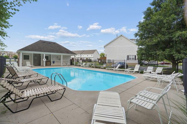 1079 Shady Lake Drive, Columbus, OH 43228
