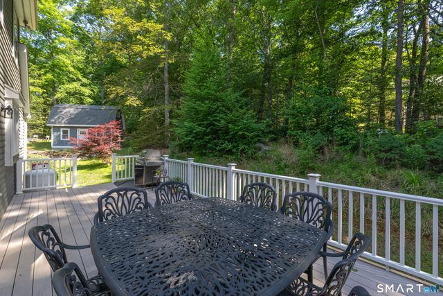 15 Saxony Lane, Woodbury, CT 06798