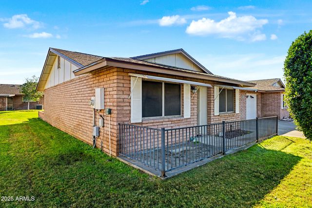 9919 N 97TH Drive A, Peoria, AZ 85345