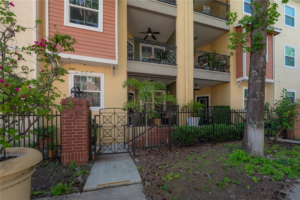Image 36 of property listing at 1810 E PALM AVENUE 4103, Tampa, FL 33605