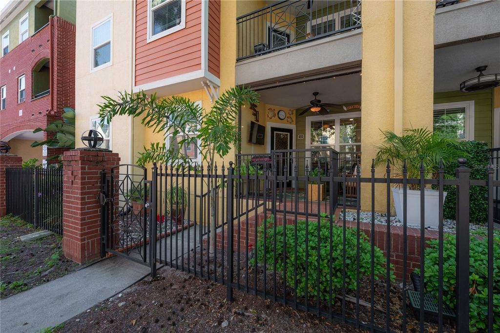 Image 38 of property listing at 1810 E PALM AVENUE 4103, Tampa, FL 33605