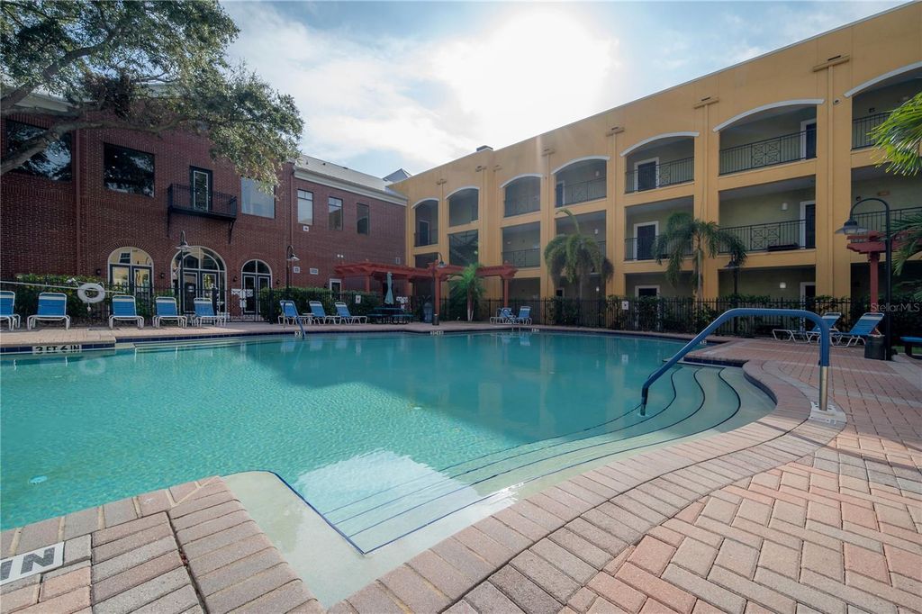 Image 52 of property listing at 1810 E PALM AVENUE 4103, Tampa, FL 33605
