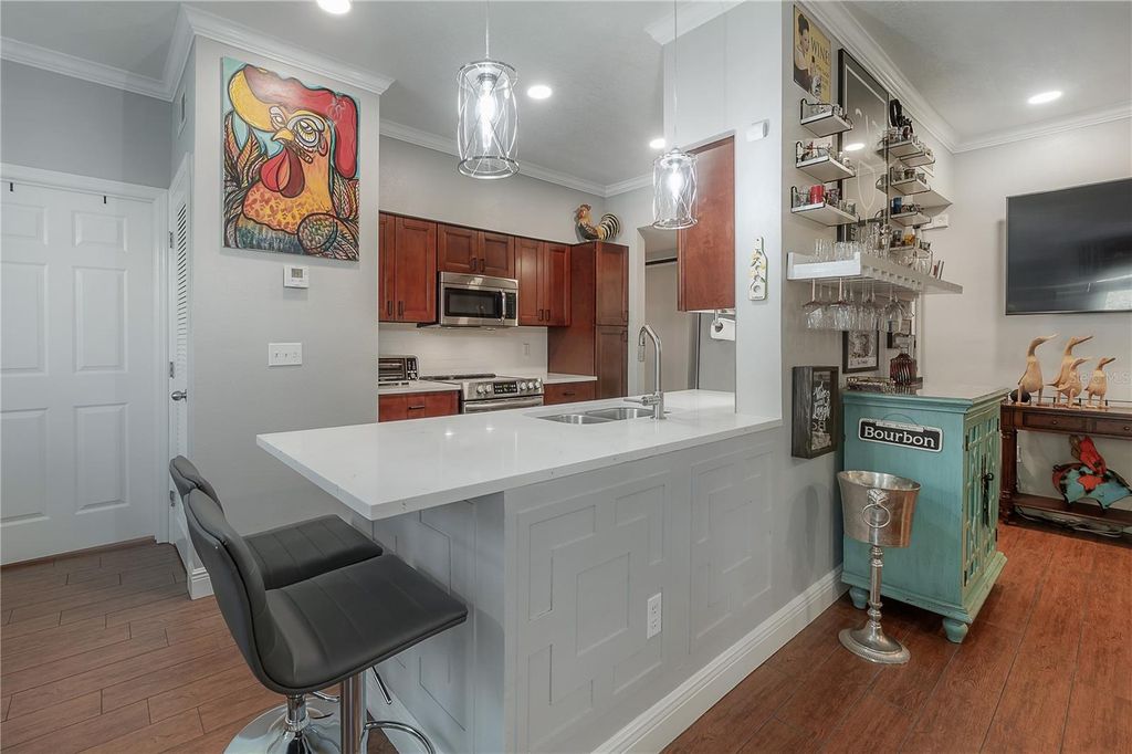 Image 10 of property listing at 1810 E PALM AVENUE 4103, Tampa, FL 33605