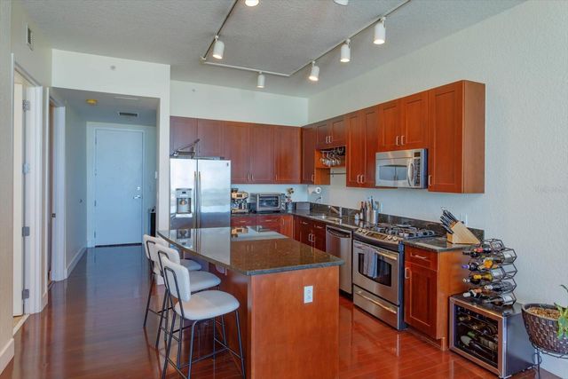 150 E ROBINSON STREET 23B, Orlando, FL 32801