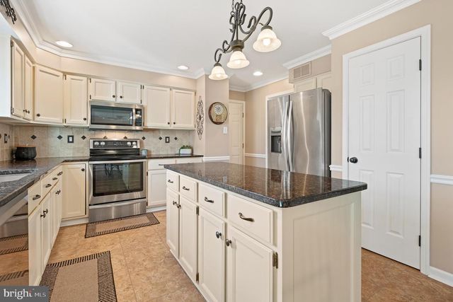 6109 TWAIN DR, New Market, MD 21774