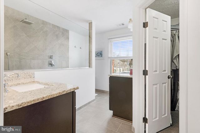 6109 TWAIN DR, New Market, MD 21774