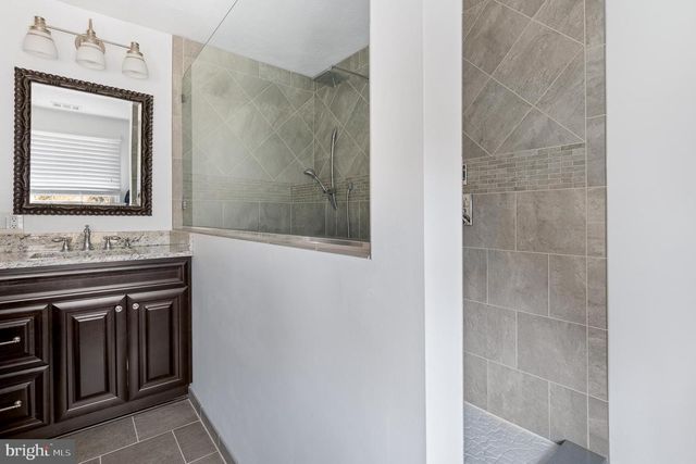 6109 TWAIN DR, New Market, MD 21774