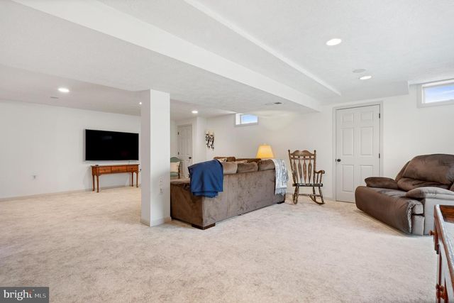 6109 TWAIN DR, New Market, MD 21774