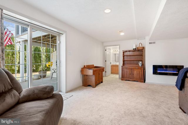 6109 TWAIN DR, New Market, MD 21774