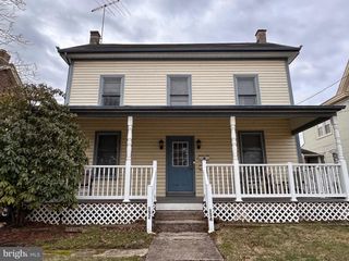 152/154 N MAIN ST, Chalfont, PA 18914