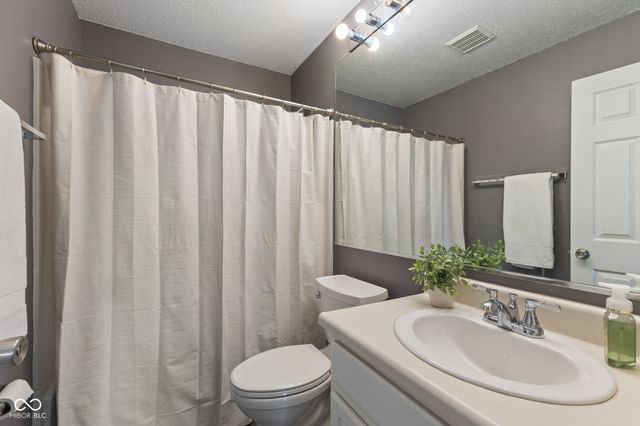 3492 Limelight Lane, Whitestown, IN 46075