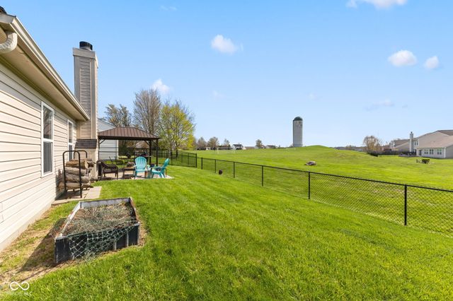 3492 Limelight Lane, Whitestown, IN 46075