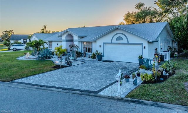 22690 Island Lakes DR, Estero, FL 33928