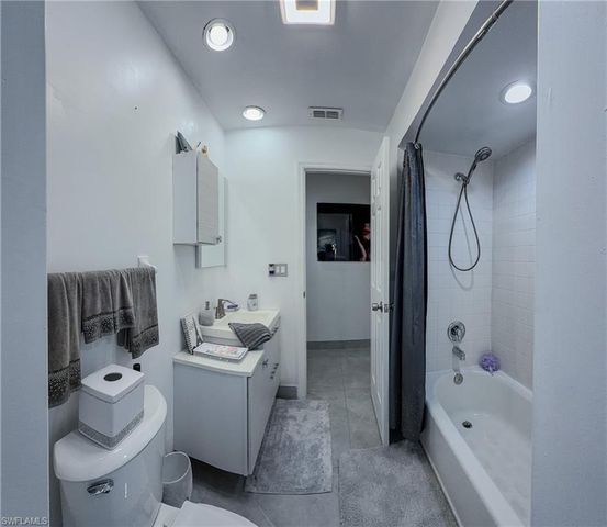 22690 Island Lakes DR, Estero, FL 33928