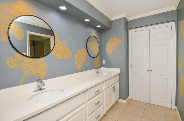 11302 Burgoyne Drive, Houston, TX 77077