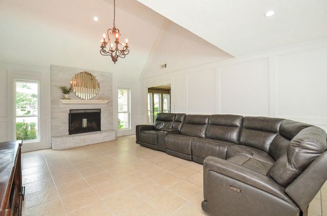 11302 Burgoyne Drive, Houston, TX 77077