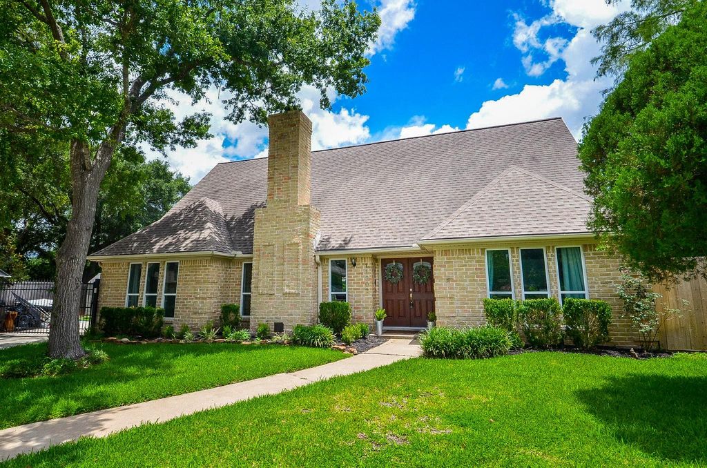 11302 Burgoyne Drive, Houston, TX 77077